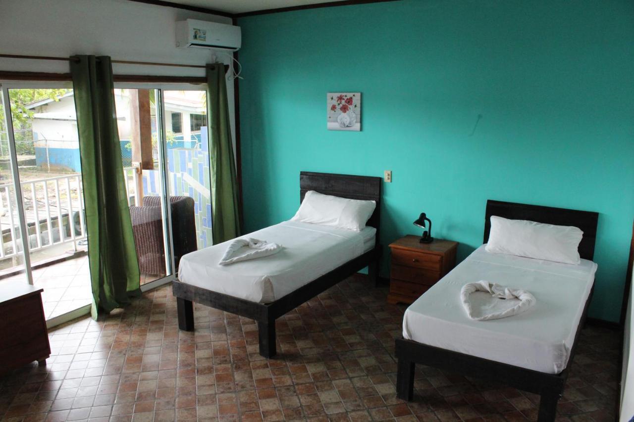 Hotel Los Balcones Over Seas Bocas Town Exterior foto