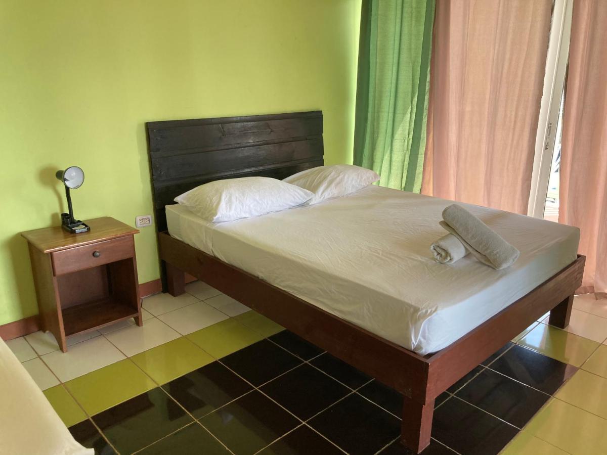 Hotel Los Balcones Over Seas Bocas Town Exterior foto